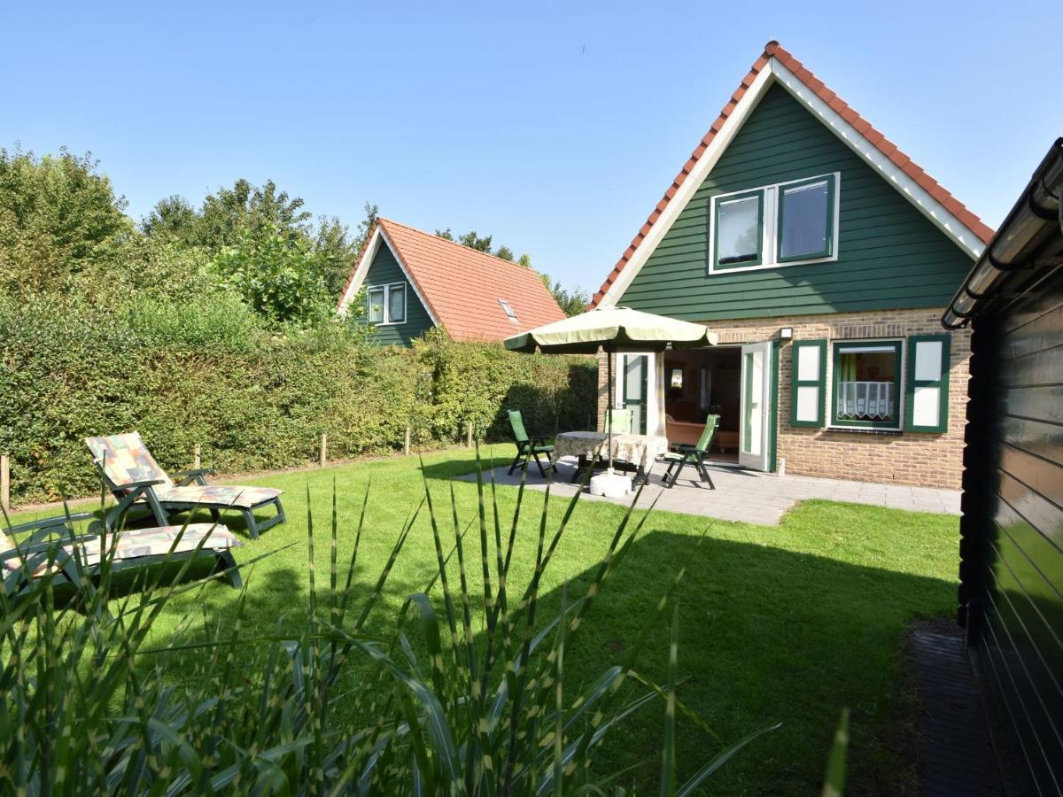 In The Village Of Zonnemarie Nearby Kids Vakantiehuis Zonnemaire
